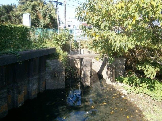 柳橋樋管（末田地内）